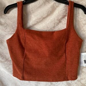 NWT Beyond Yoga Crop Workout Top in Chestnut
